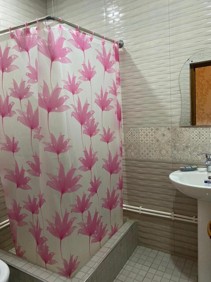 Tatev Shinuhayr Hotel' Rum bild